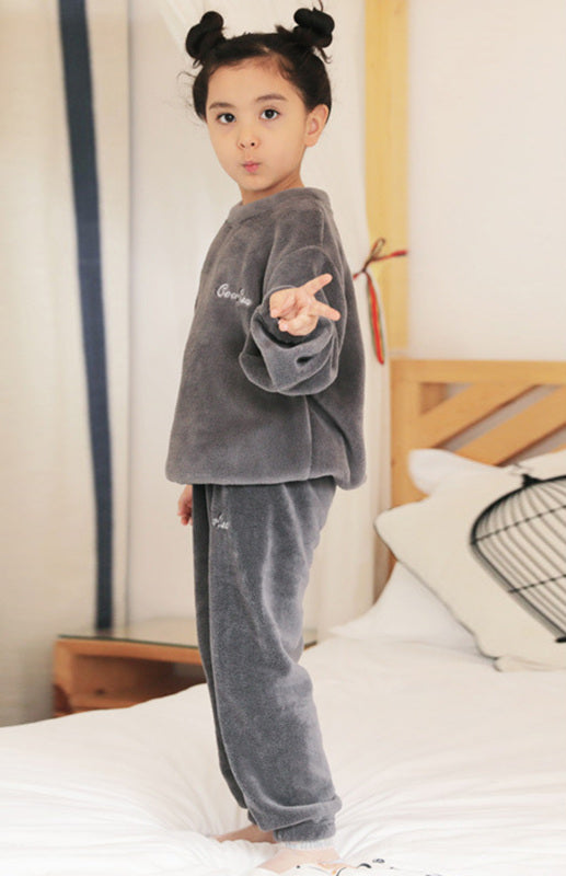 Children'S Embroidered Coral Fleece Pajama Set