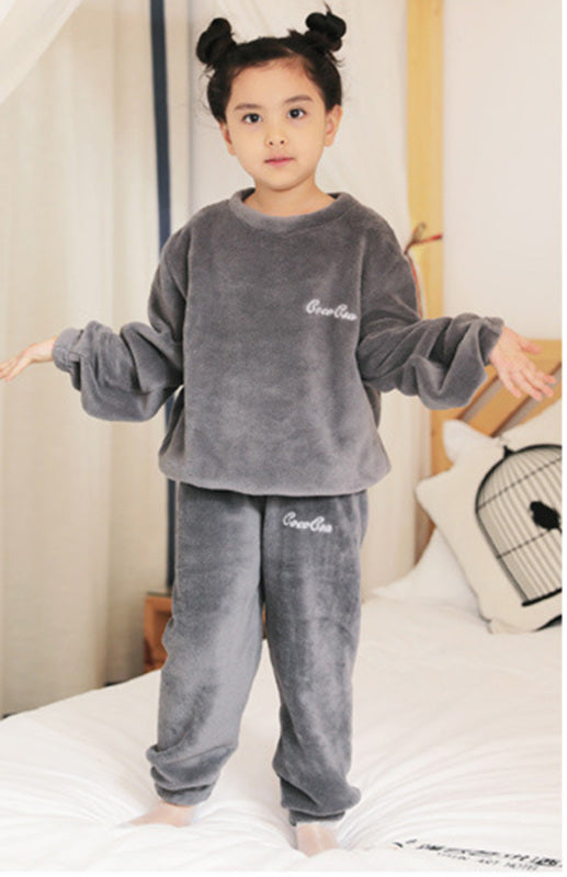 Children'S Embroidered Coral Fleece Pajama Set
