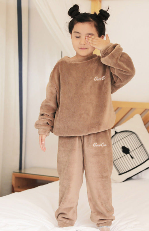 Children'S Embroidered Coral Fleece Pajama Set