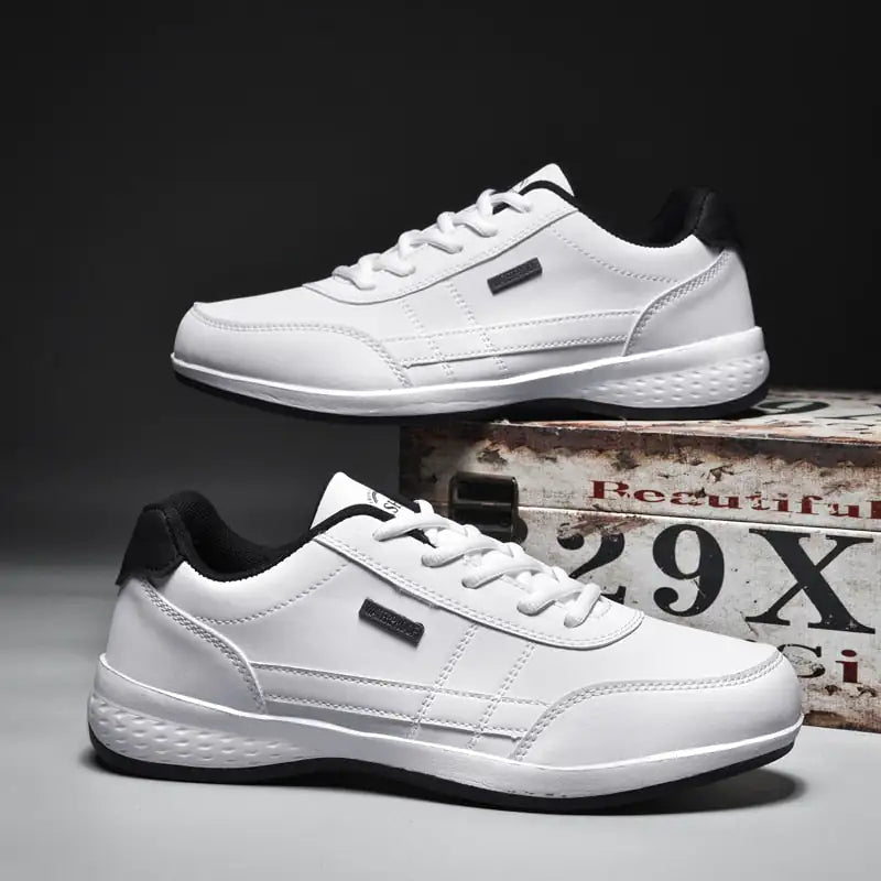 Men's Sneakers 2022: New Lightweight Men Vulcanized Shoes